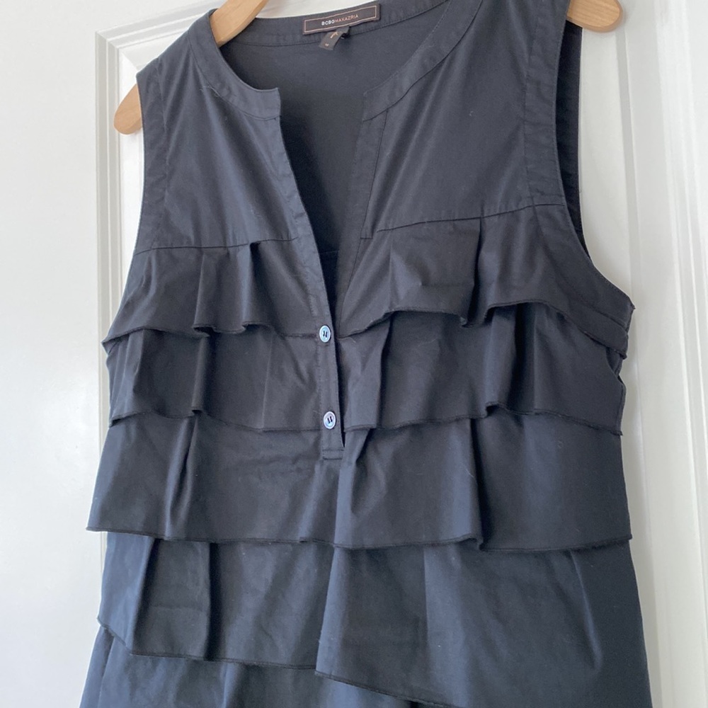 BCBGMAXAZRIA Ruffled Tiered Stretchy Black Dress with MEASUREMENTS! Medium